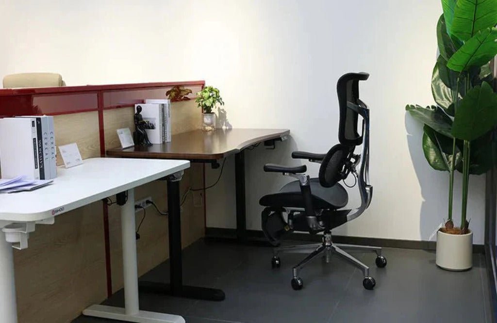 Bürostuhl reinigen – Anleitung für jedes Material und Teil