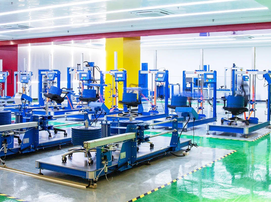 <p><strong>1.000 m² CNAS-Prüfzentrum</strong></p>